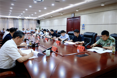 5月30日十四届县委第一百三十二次常委会会议召开2.jpg